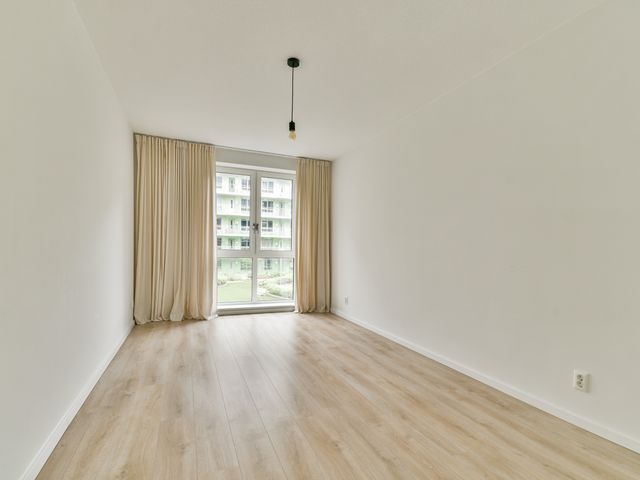 Mangoweg 187, Leiden