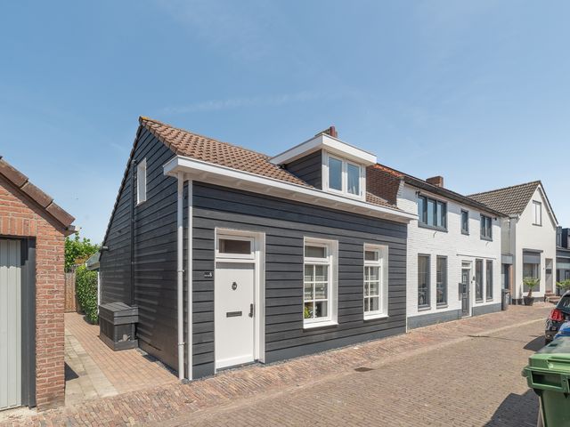 Zanddwarsstraat 6, Yerseke