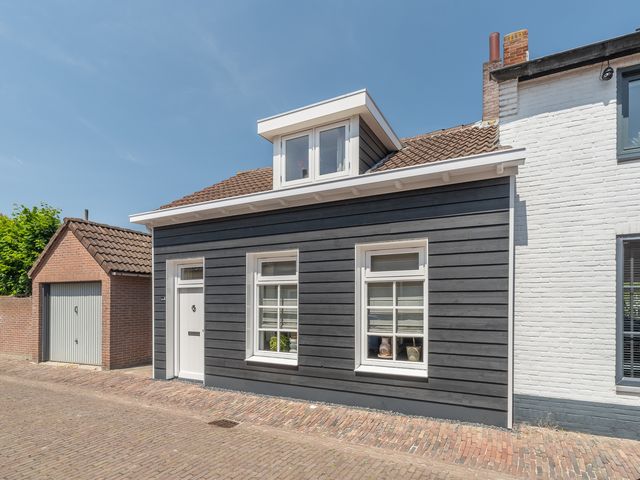 Zanddwarsstraat 6, Yerseke