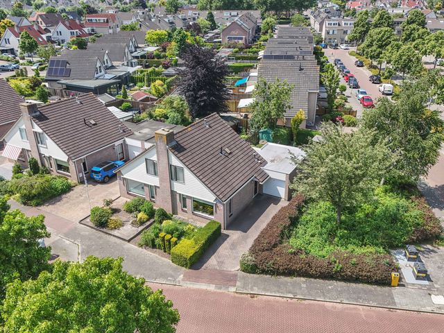 Mastenbroek 2, Emmeloord