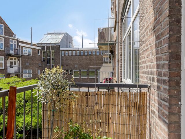 Essenburgsingel 150A02, Rotterdam