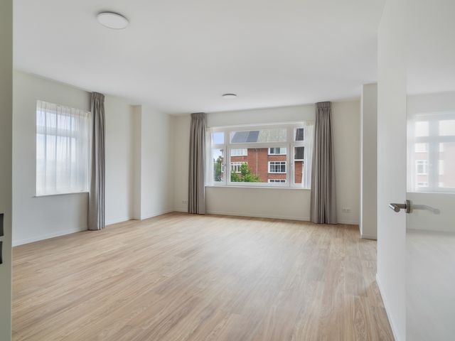 Laan van Meerdervoort 631, 's-Gravenhage