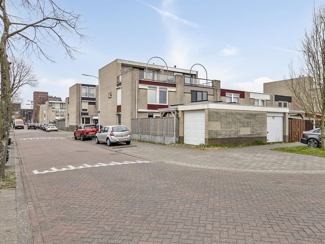 Mazurka 45, Zaandam