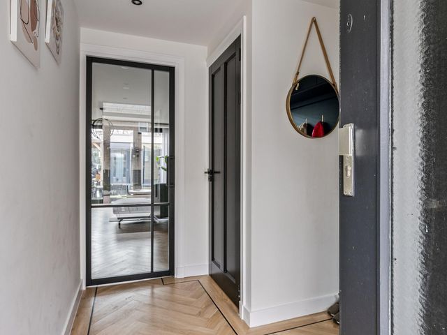 Mazurka 45, Zaandam