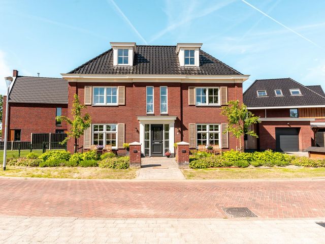 Beemdlaar 52, Almere