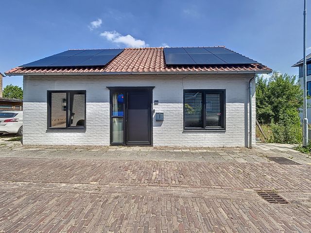 Pasdam 10, Sluis