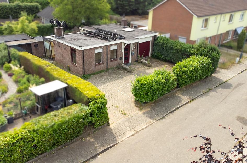 Oranjestraat 24