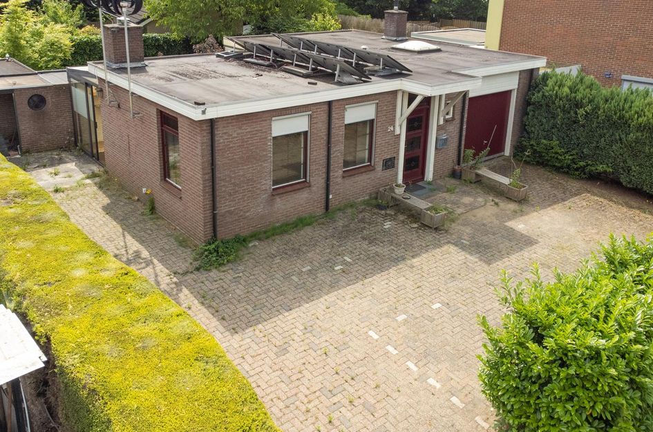 Oranjestraat 24