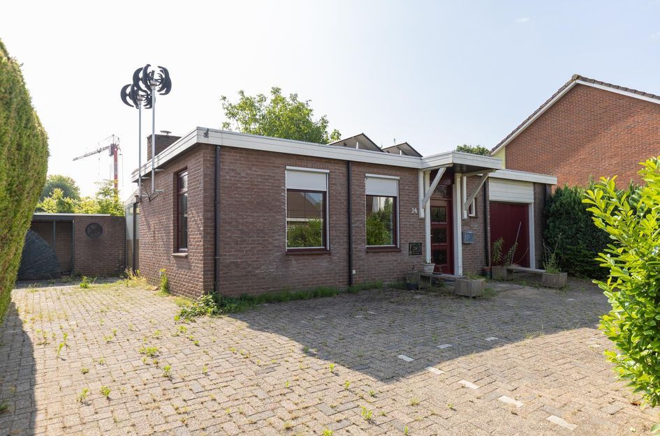Oranjestraat 24