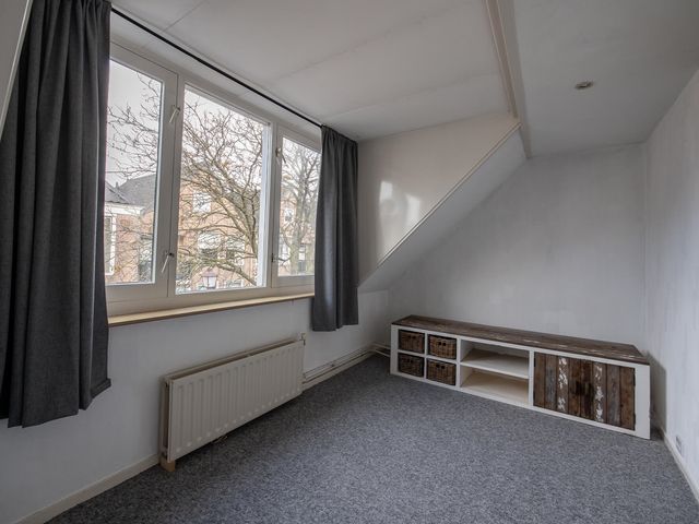 West 36, Hoorn