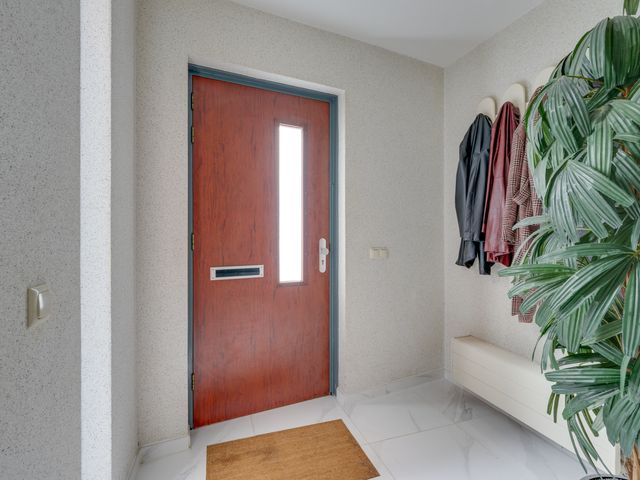 Serenade 33, Zaandam