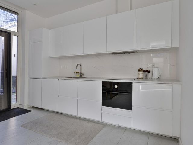 Albardagracht 100, Amsterdam