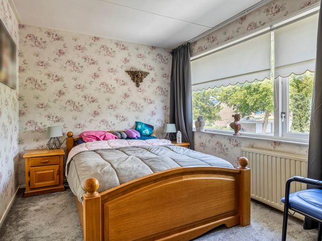 Bachlaan 25, Terneuzen