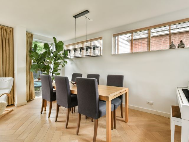 Rodelindalaan 38, Nieuw-Vennep
