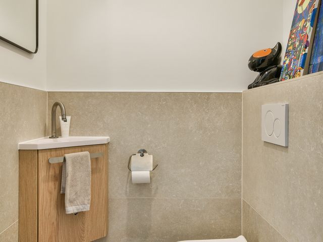 Rodelindalaan 38, Nieuw-Vennep