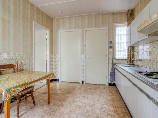 Sint Josephstraat 8, Hengstdijk