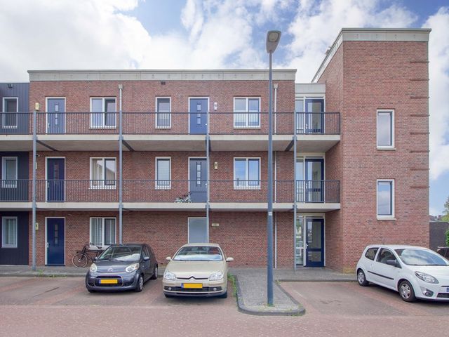 Huurdemanskamp 16, Bunschoten-Spakenburg