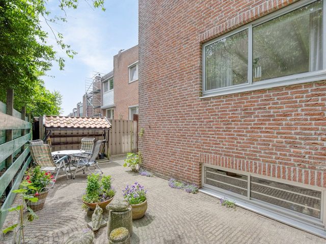 Tuinlaan 16, Rhenen