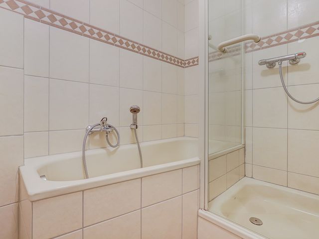 Bosbeeklaan 18, Baarlo