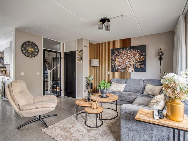 Cole Porterhof 8, Hoorn