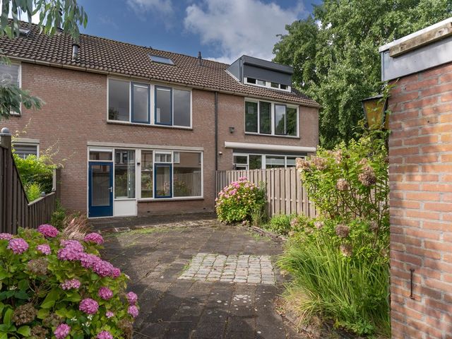 Vosbergen 11, Zwijndrecht