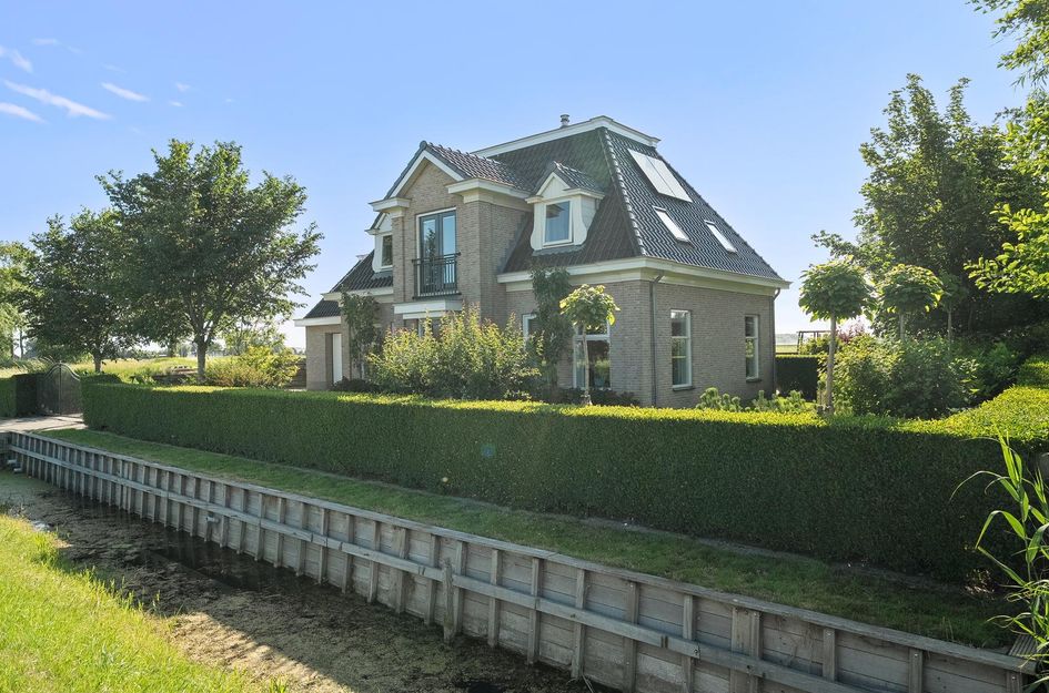 Middenweg 2a