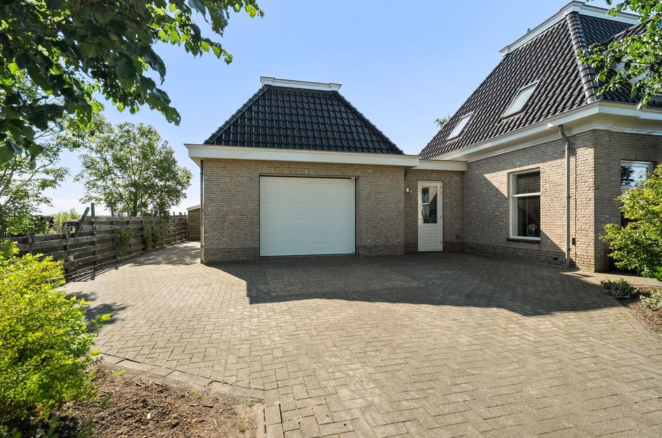 Middenweg 2a
