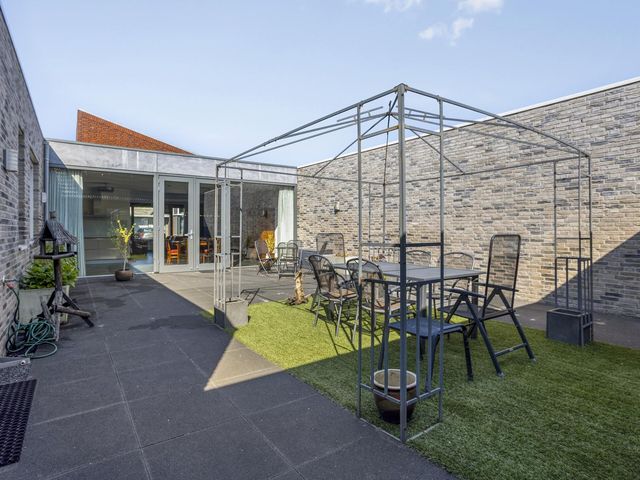 Nelson Mandelastraat 4, Heesch