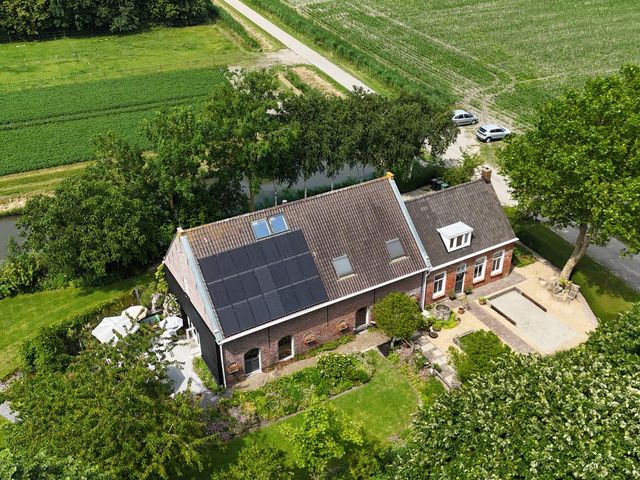 Eerste Dijk 4, Sint-Maartensdijk