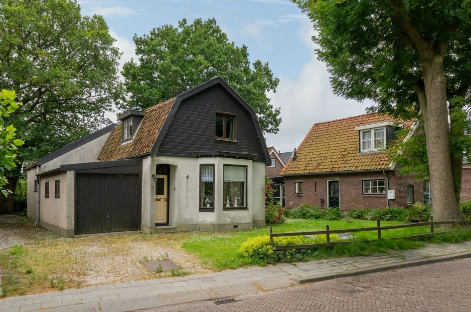 Dorpsstraat 49