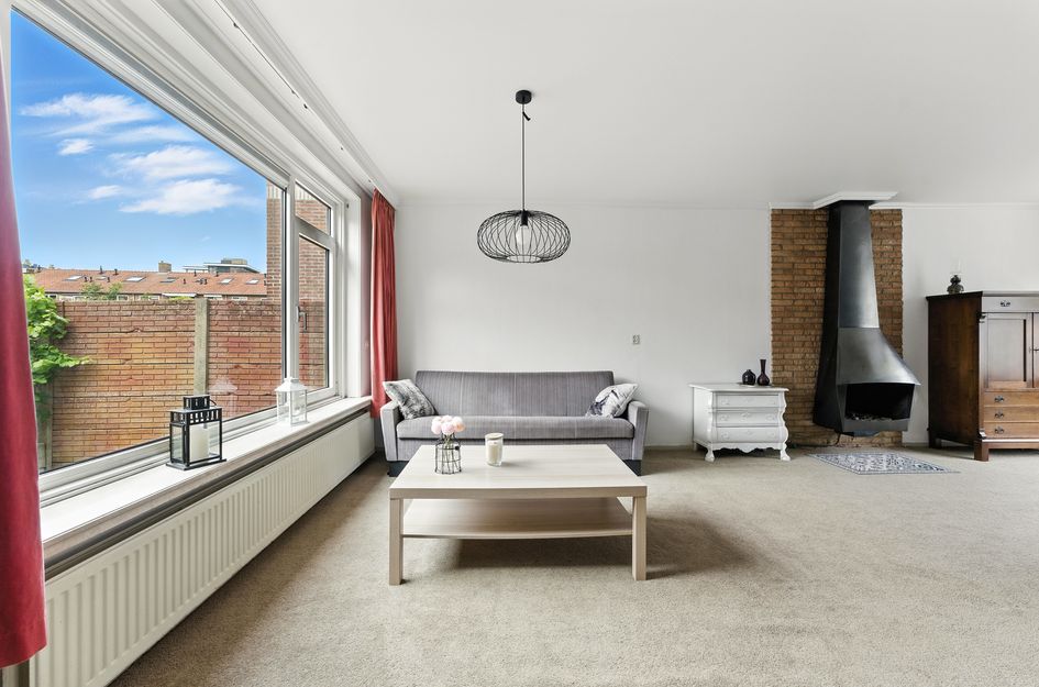 Adama van Scheltemastraat 28