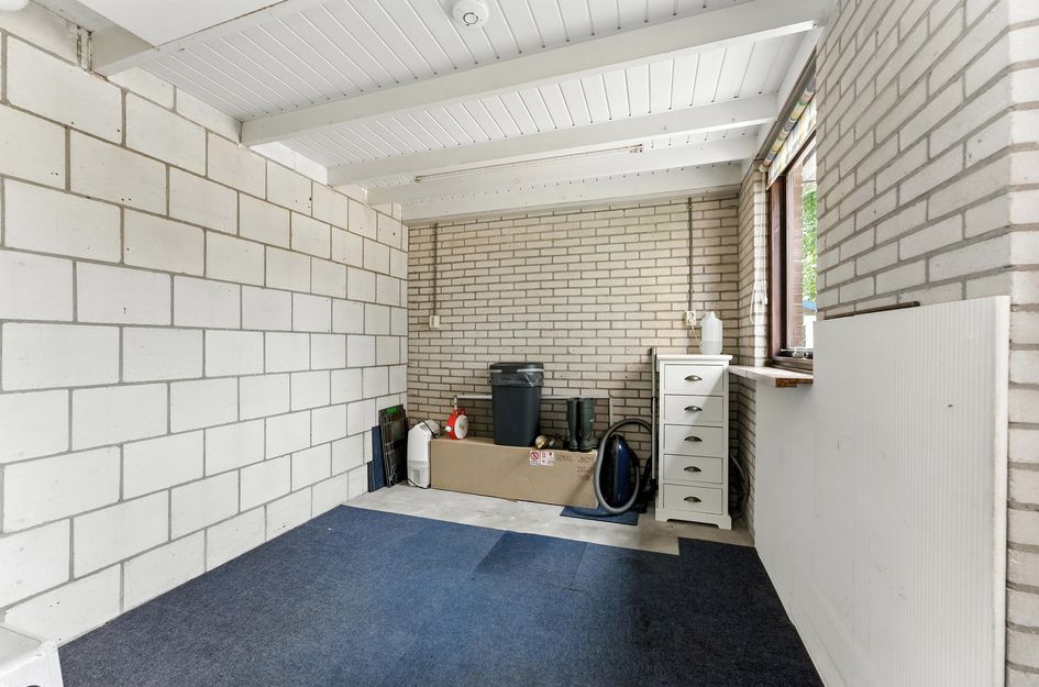 Adama van Scheltemastraat 28