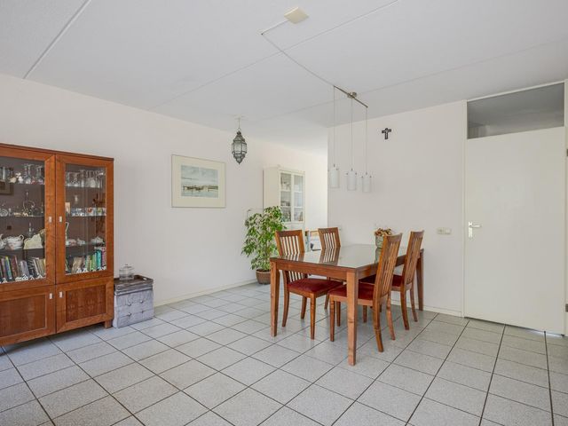 Sixlaan 51, Voorschoten