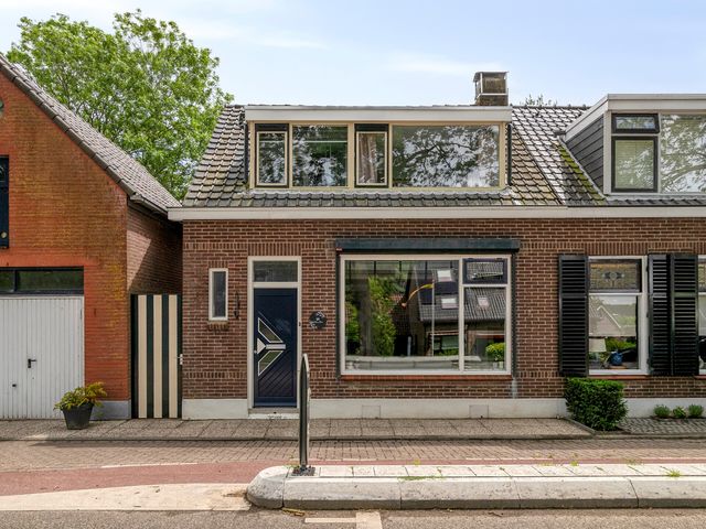 Molendijk 59, Stad aan 't Haringvliet