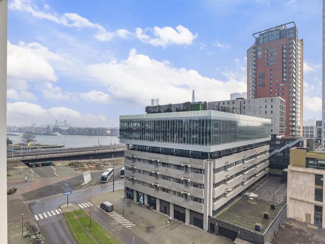 Gedempte Zalmhaven 811, Rotterdam