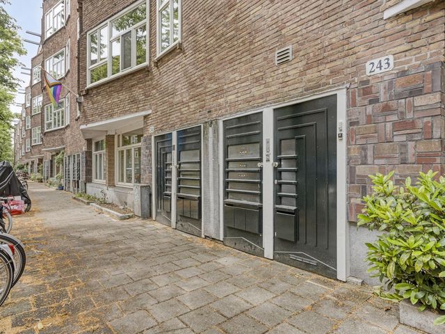 Orteliusstraat 243 3, Amsterdam