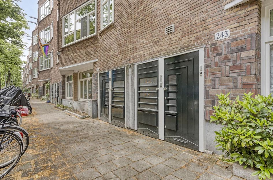 Orteliusstraat 243 3