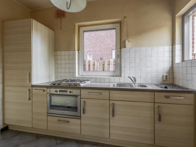 Doolhofstraat 21, Tegelen
