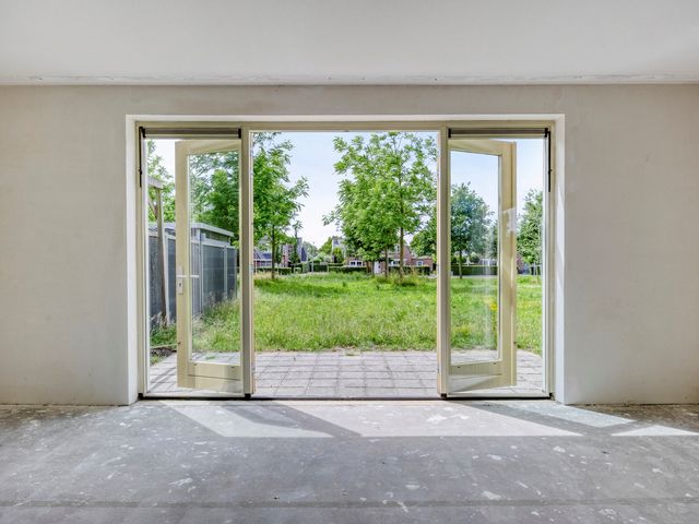 Athenelaan 193, Nieuw-Vennep