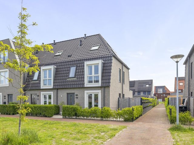Koningsbrink 108, Julianadorp