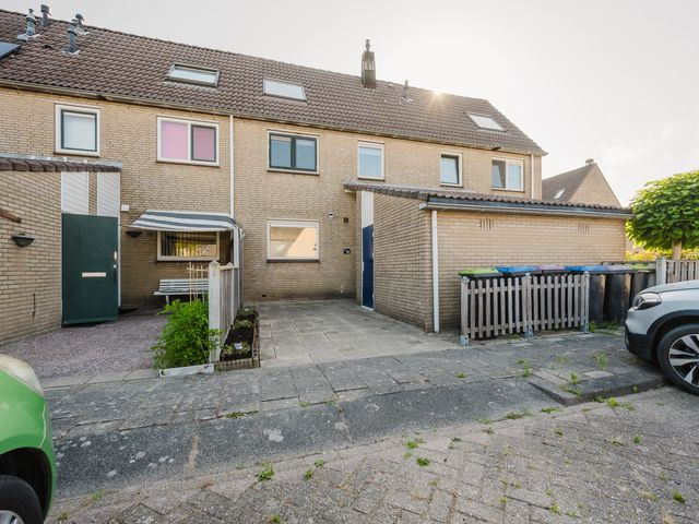 Woonkreek 25, Spijkenisse