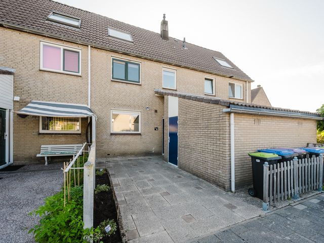 Woonkreek 25, Spijkenisse
