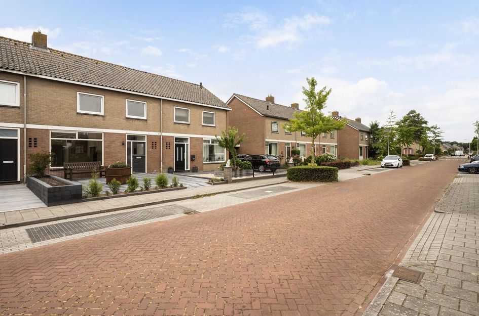 Henri Dunantstraat 23