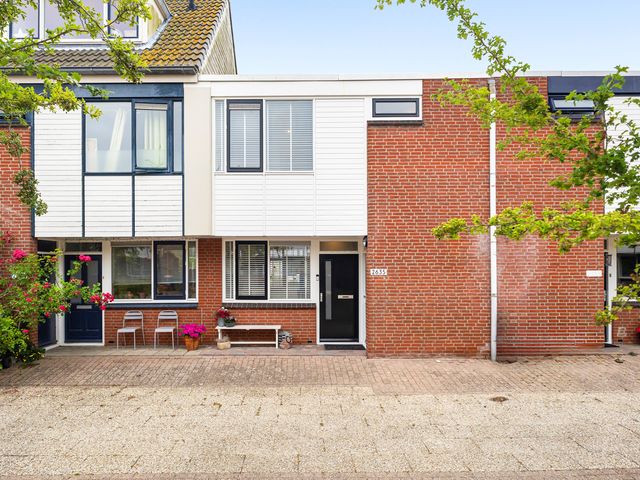 Doorzwin 2635, Julianadorp