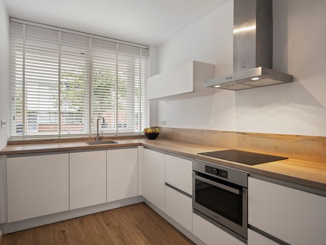 Doorzwin 2635, Julianadorp