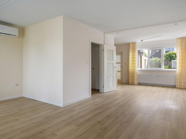 De Gasthuislanden 19, Schoonebeek