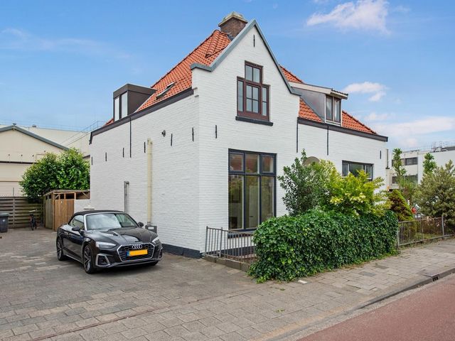 Eerste Stationsstraat 170, Zoetermeer
