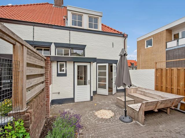 Eerste Stationsstraat 170, Zoetermeer