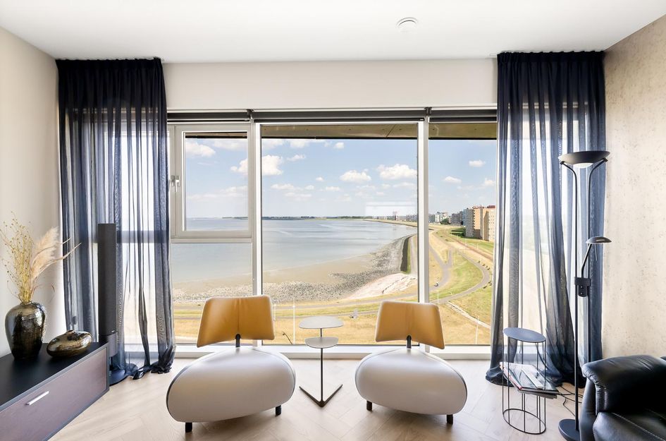 Waterfront 358