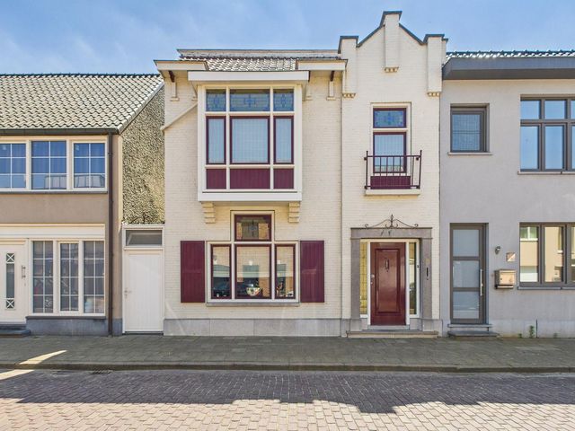 Hulsterloostraat 96, Nieuw Namen